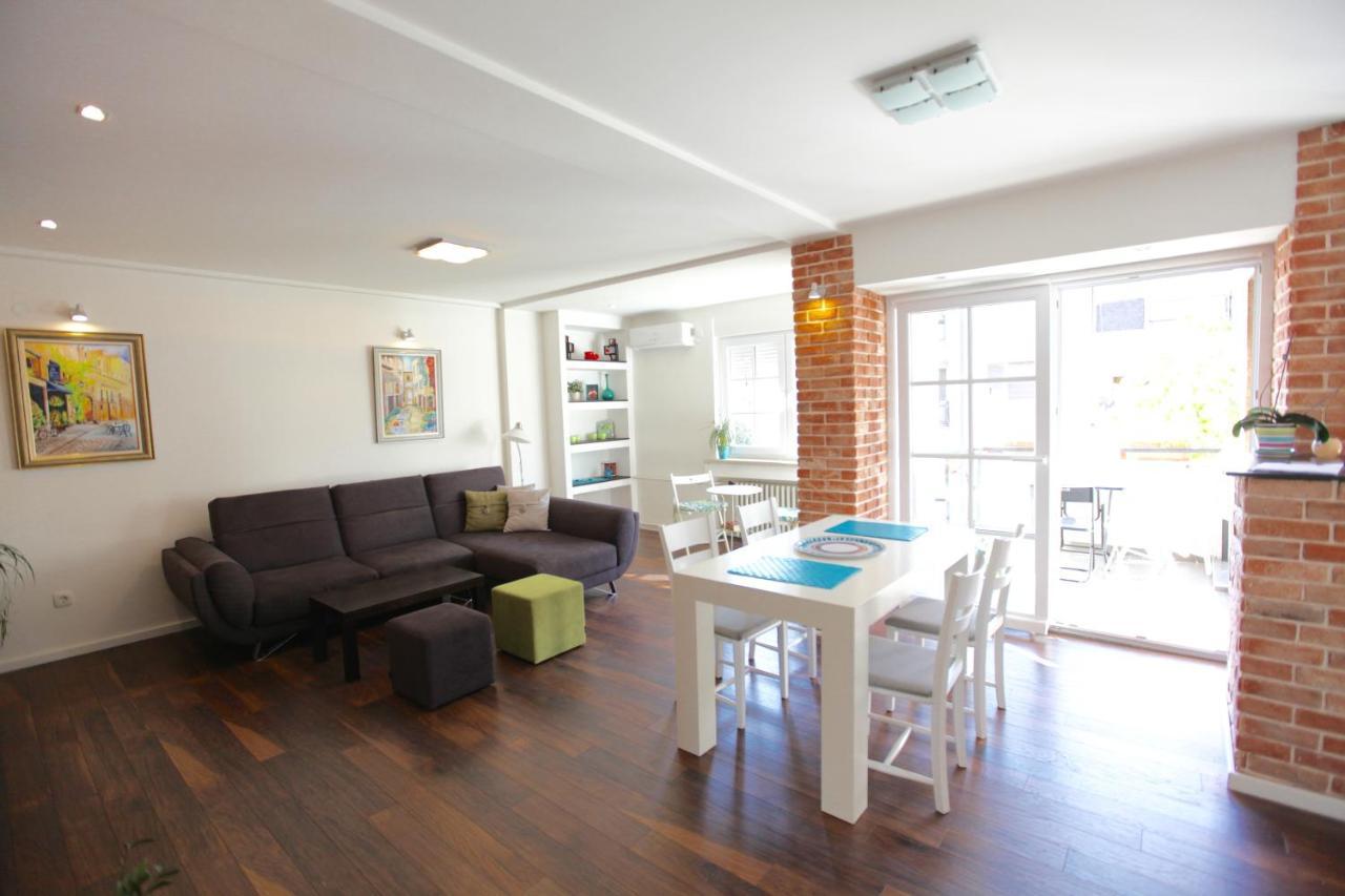 Brick Apartment On Macedonia Pedestrian Street Skopje Luaran gambar